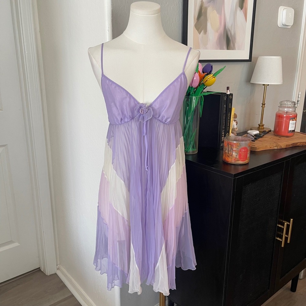 Incredibly Rare 1970's Collector Victorias Secret Lavendar Babydoll Dress